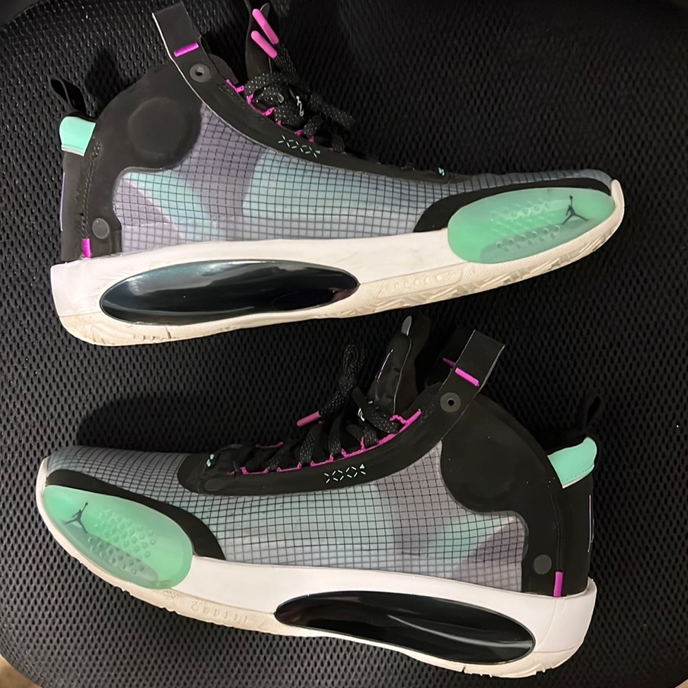 Air Jordan XXXIV Mens Shoe Size 11.5.